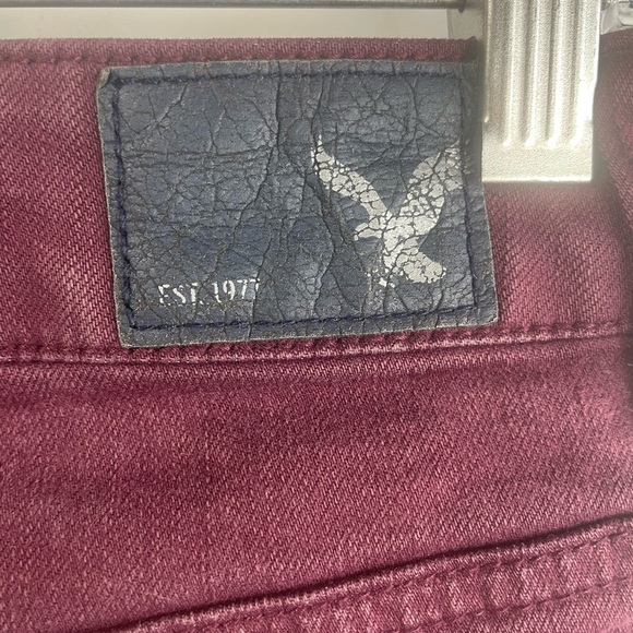 American Eagle Outfitters Hi-Rise Shortie Super Stretch Burgundy Denim Shorts - Picture 5 of 11